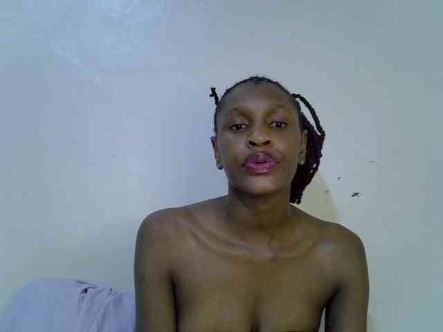 Velvet-luxe webcam