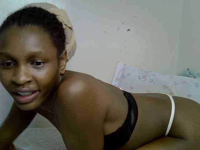 Velvet-luxe webcam