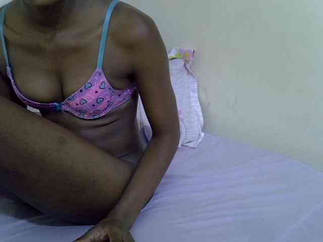 Velvet-luxe webcam