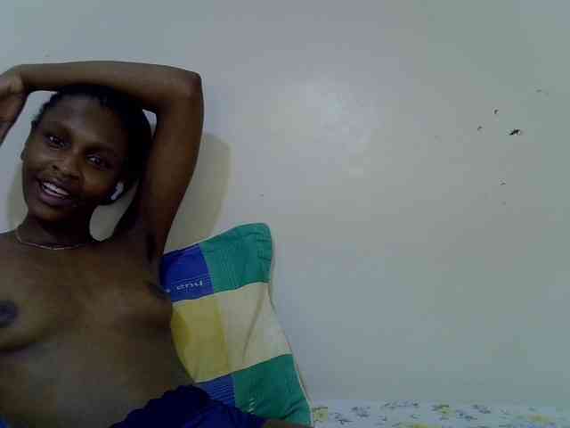 Velvet-luxe webcam