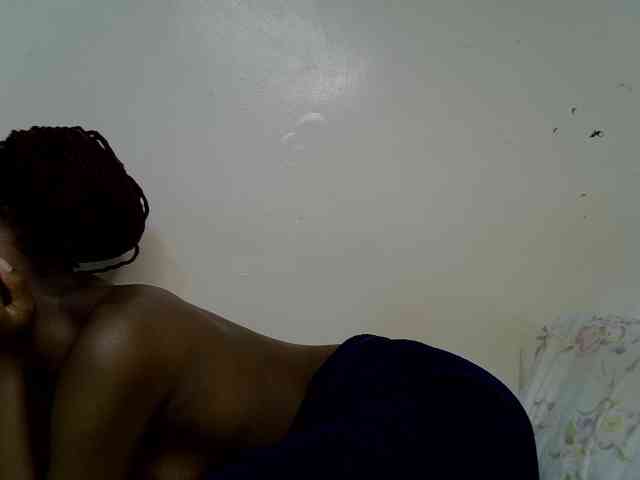 Velvet-luxe webcam