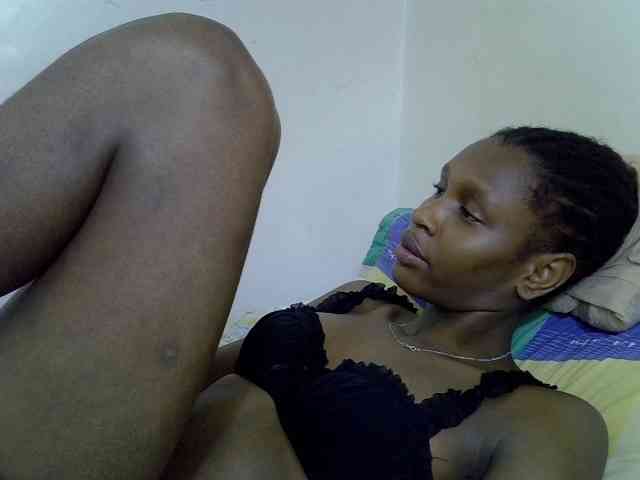 Velvet-luxe webcam