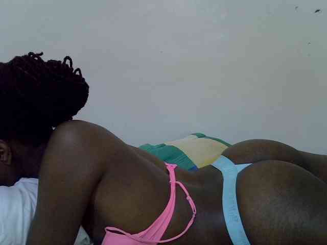 Velvet-luxe webcam