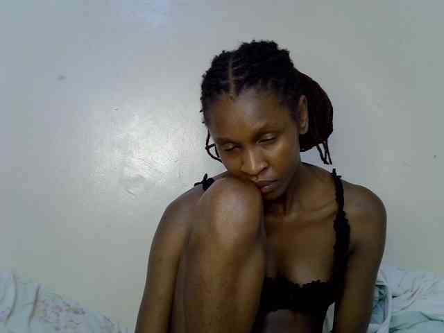 Velvet-luxe webcam