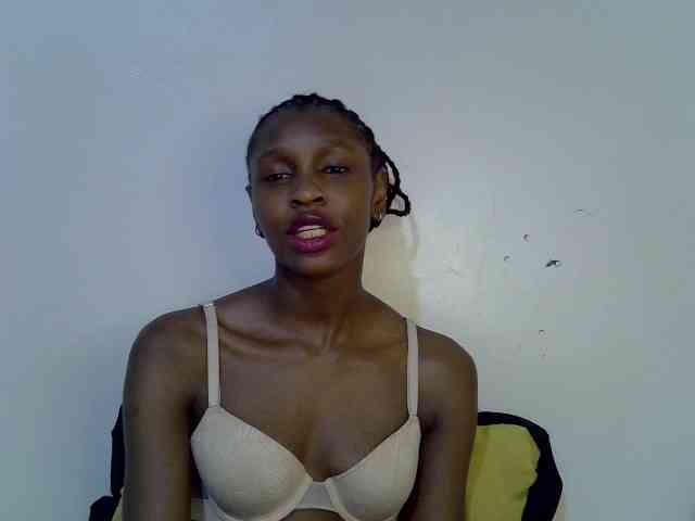 Velvet-luxe webcam