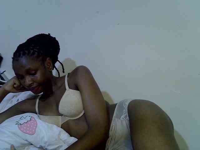 Velvet-luxe webcam