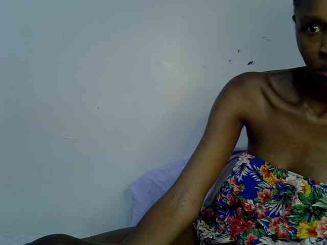 Velvet-luxe webcam