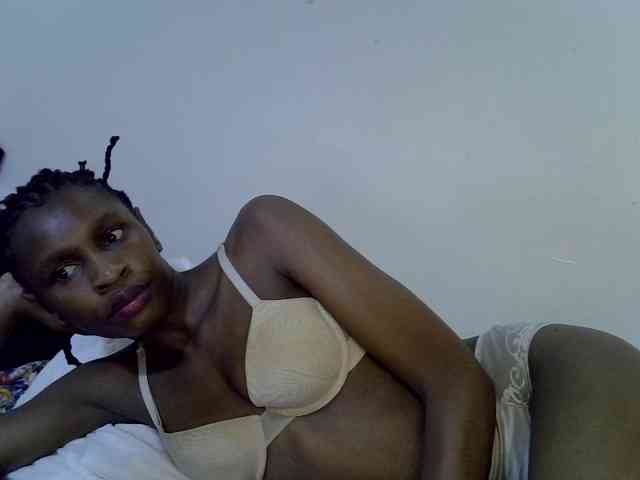 Velvet-luxe webcam