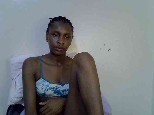 Velvet-luxe webcam