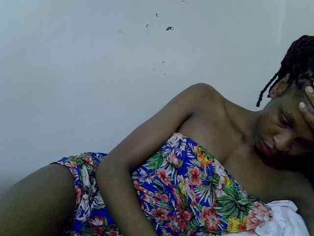 Velvet-luxe webcam