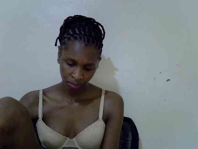 Velvet-luxe webcam