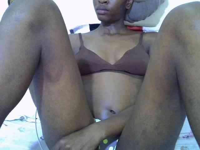 Velvet-luxe webcam