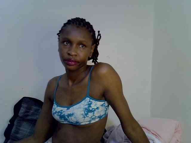 Velvet-luxe webcam