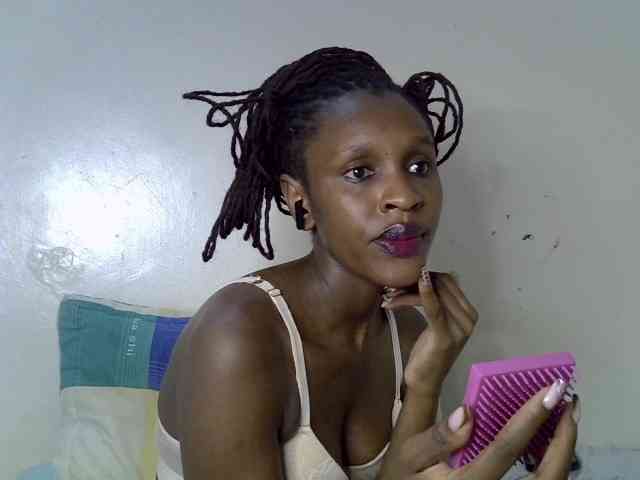 Velvet-luxe webcam
