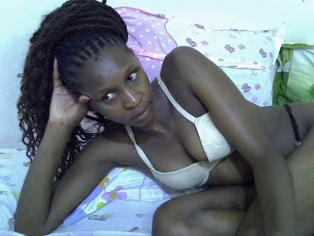 Velvet-luxe webcam