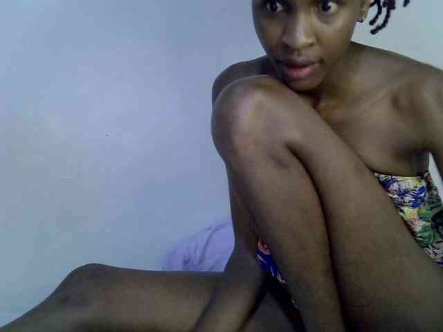 Velvet-luxe webcam