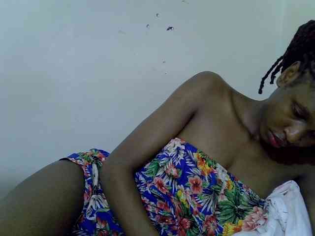 Velvet-luxe webcam