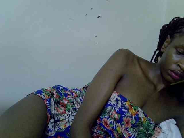Velvet-luxe webcam