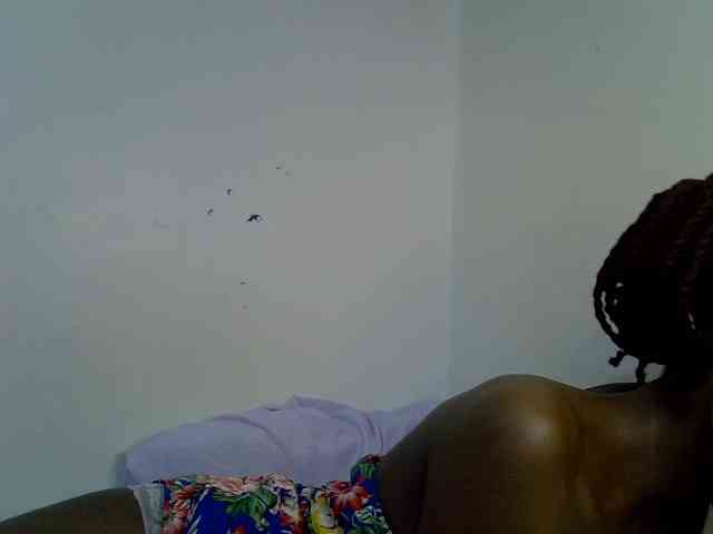 Velvet-luxe webcam