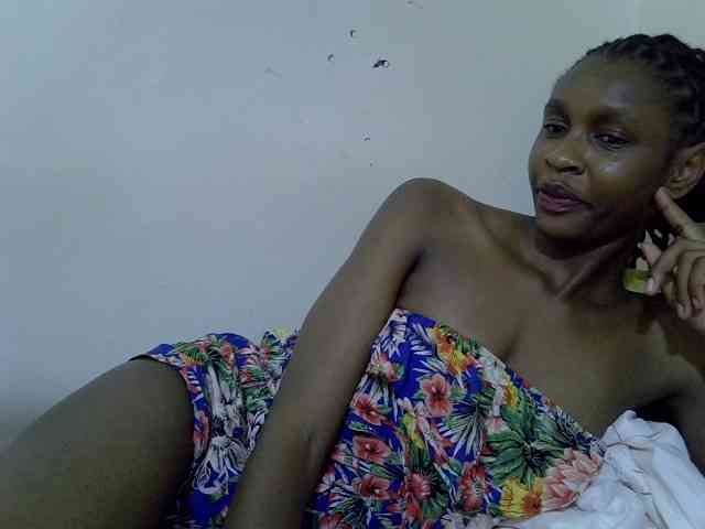 Velvet-luxe webcam