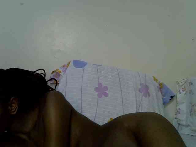 Velvet-luxe webcam