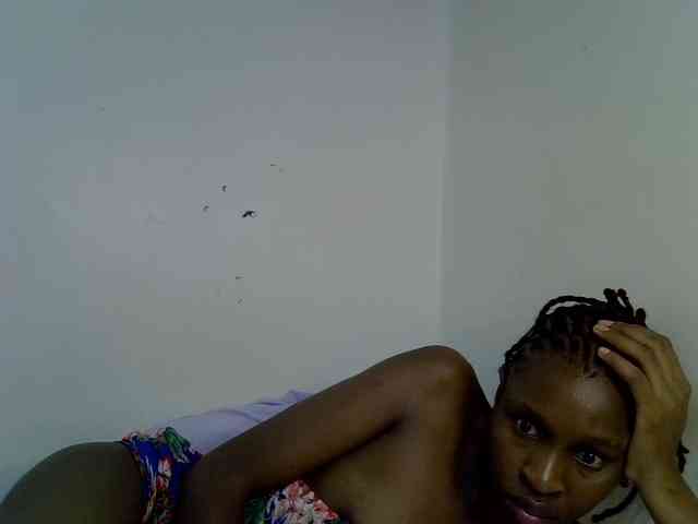 Velvet-luxe webcam