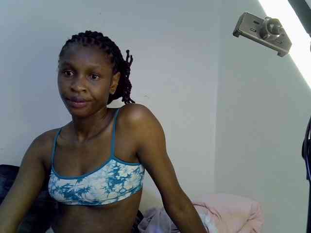 Velvet-luxe webcam