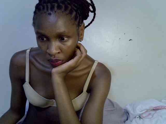 Velvet-luxe webcam