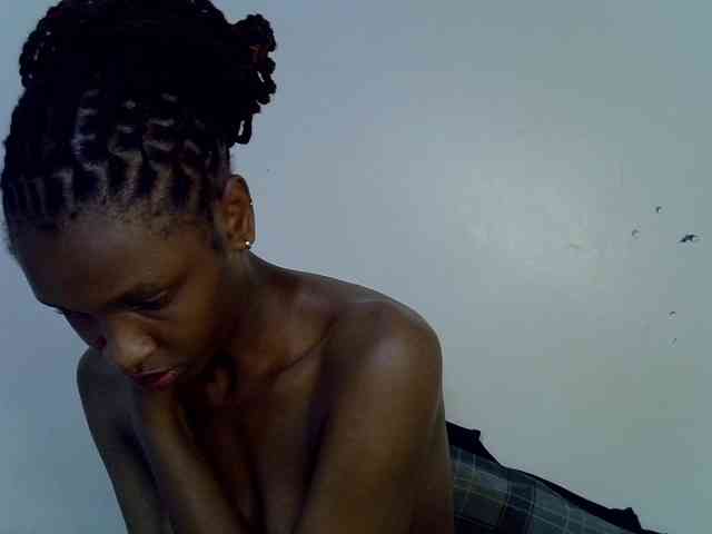Velvet-luxe webcam