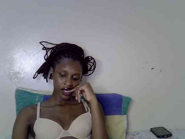 Velvet-luxe webcam