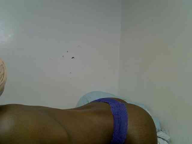 Velvet-luxe webcam