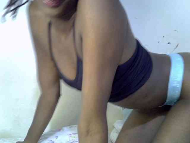 Velvet-luxe webcam