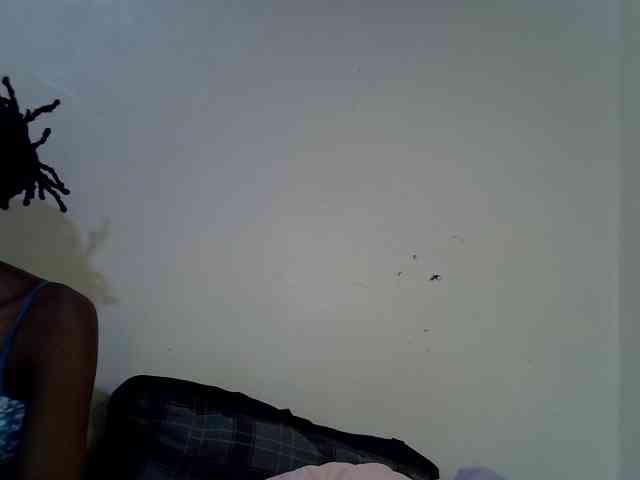 Velvet-luxe webcam