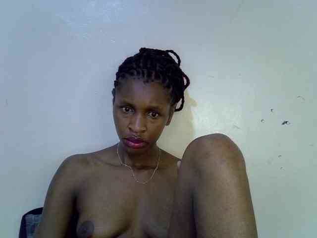 Velvet-luxe webcam