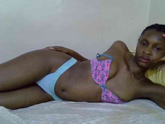 Velvet-luxe webcam