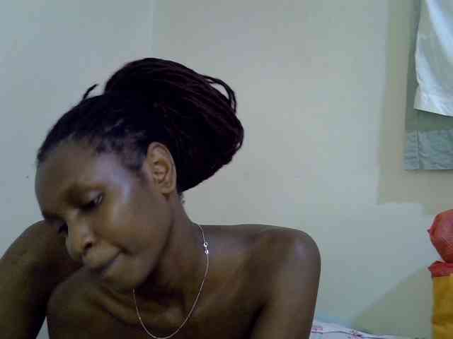 Velvet-luxe webcam