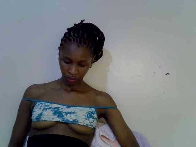 Velvet-luxe webcam
