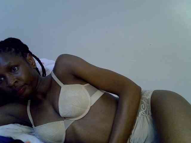 Velvet-luxe webcam