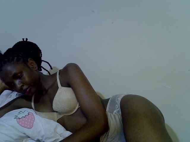 Velvet-luxe webcam