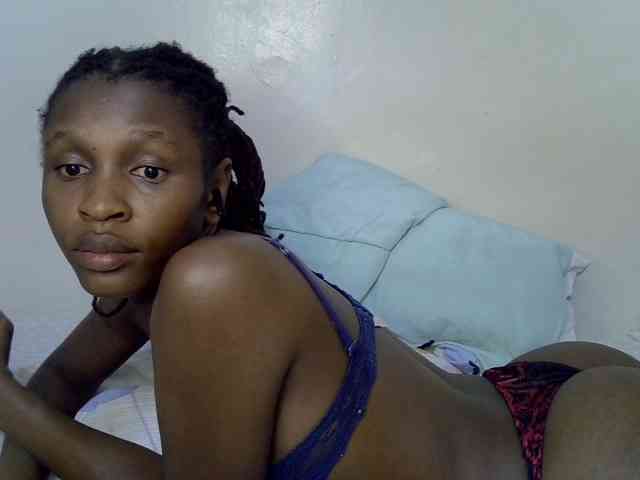 Velvet-luxe webcam