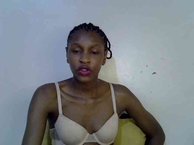 Velvet-luxe webcam