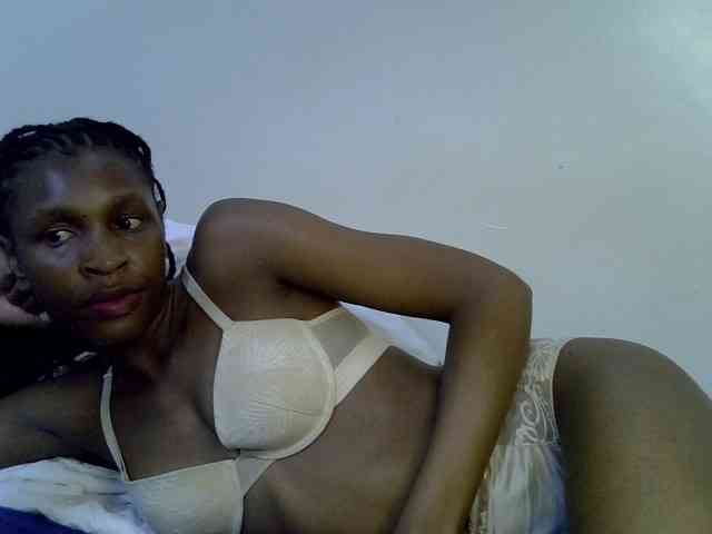 Velvet-luxe webcam