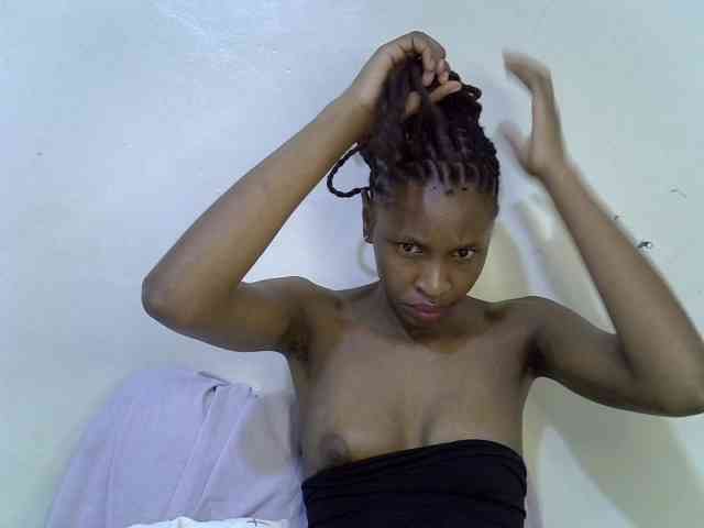 Velvet-luxe webcam