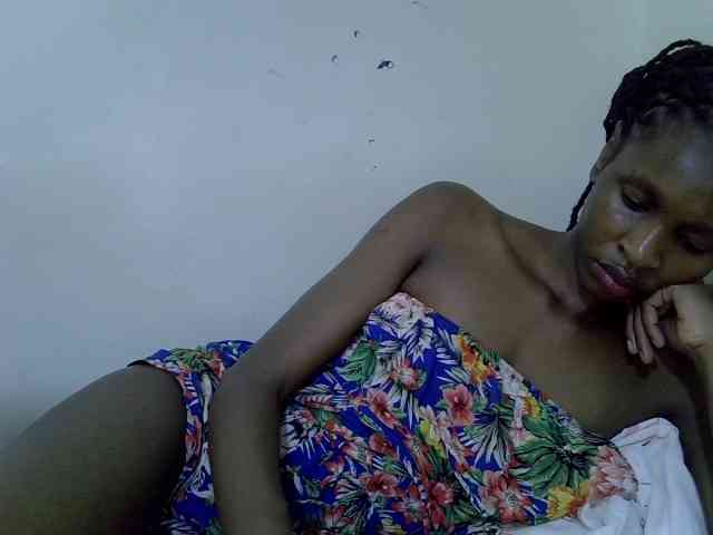 Velvet-luxe webcam