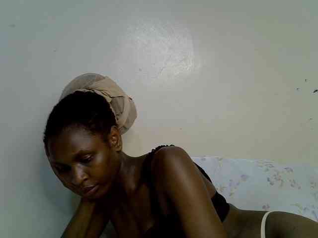 Velvet-luxe webcam
