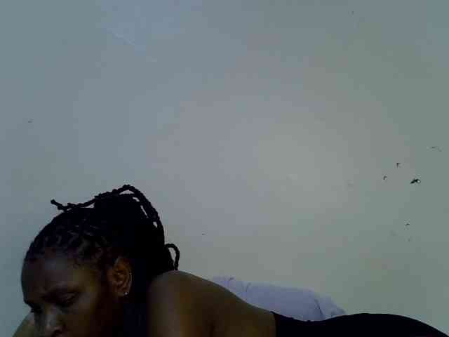 Velvet-luxe webcam