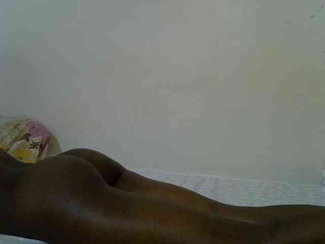 Velvet-luxe webcam