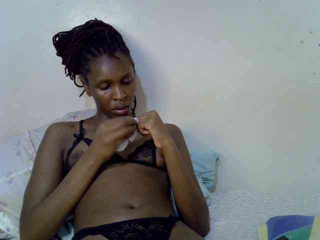 Velvet-luxe webcam