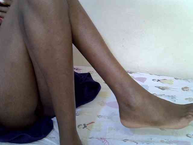Velvet-luxe webcam