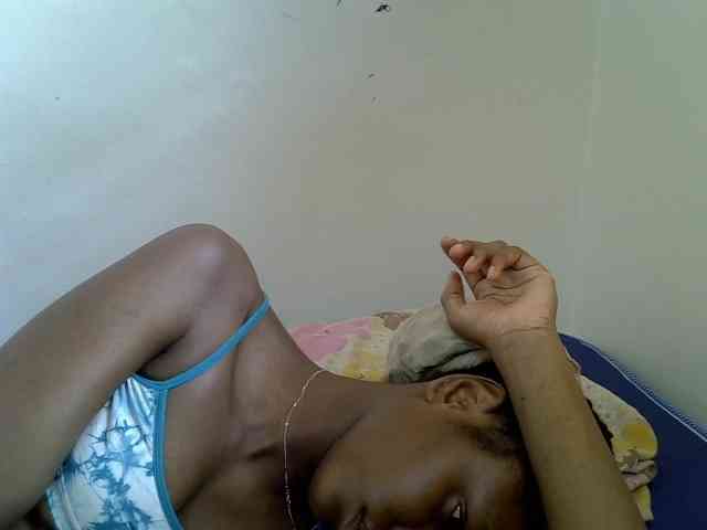 Velvet-luxe webcam